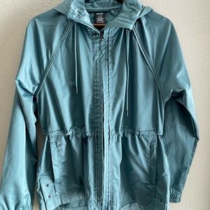 Activewear/Raincoat
